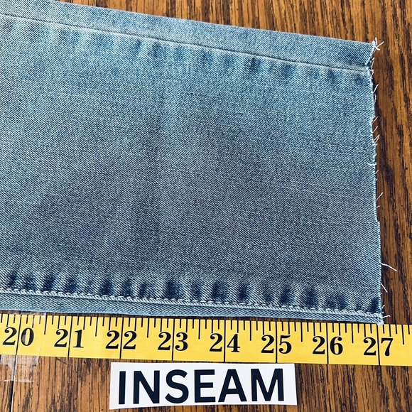 Wallflower Women's Mom Ankle Jeans Size 26 Raw Hem High Rise Stretch Blue NWT - Picture 8 of 12